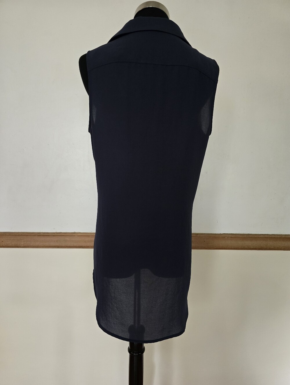 Theory Semi-Sheer "Yarine" Blouse Medium - Picture 9 of 10